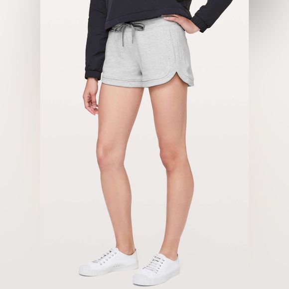 Lululemon Hit Reset Cotton Gray Short Size 10 - Picture 1 of 8